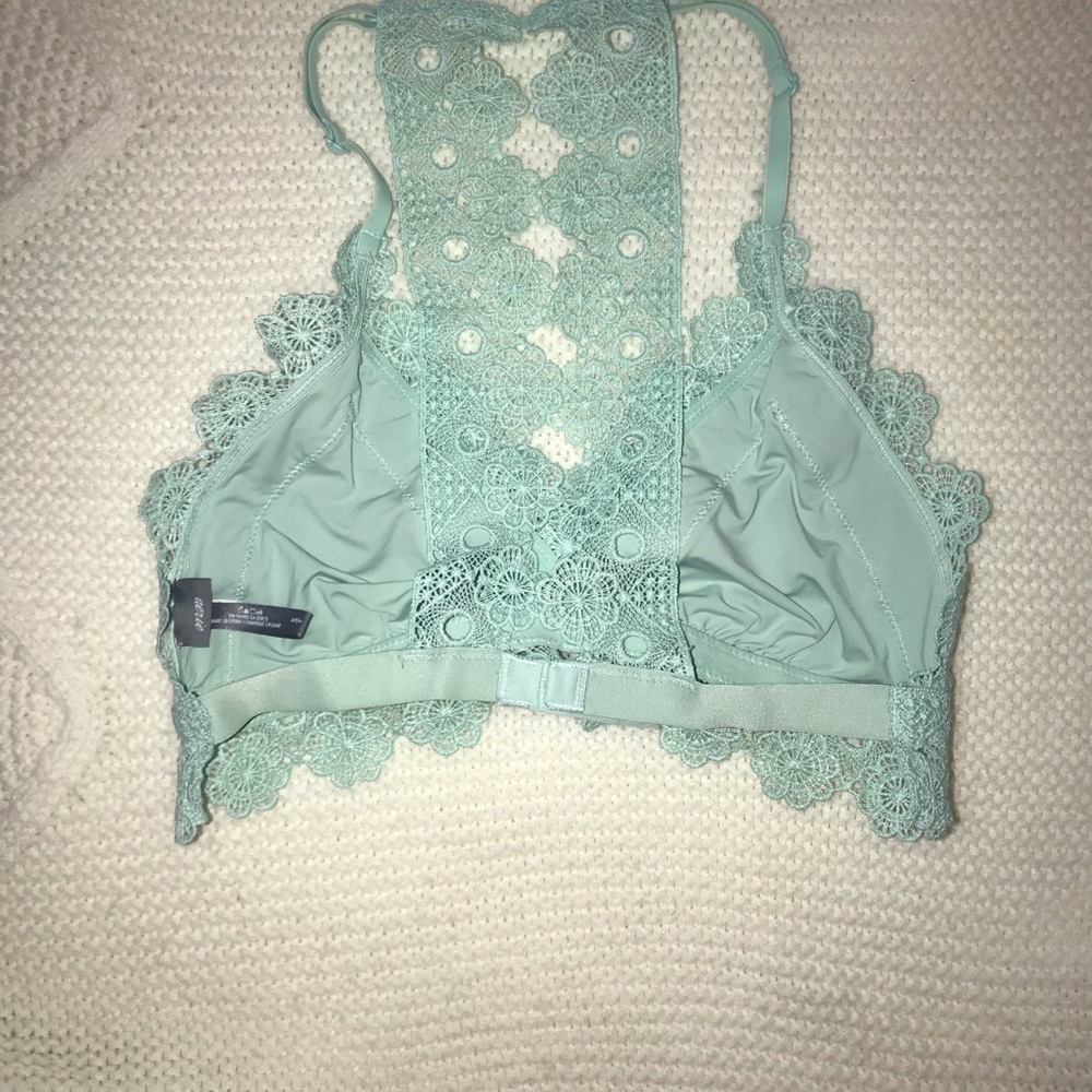 Bralette’s - Picture 3 of 4